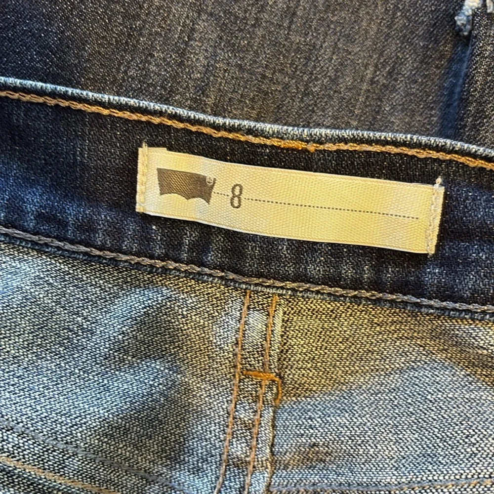Levi’s Medium Wash Denim Bermuda Shorts 8 / 29